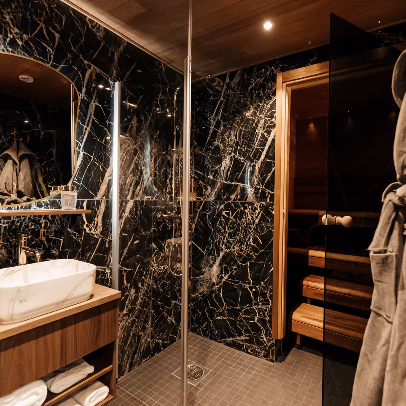 2024-07_Junior-Suite-Bathroom_AR-ROOM_SM_Web-Still_1310x1310